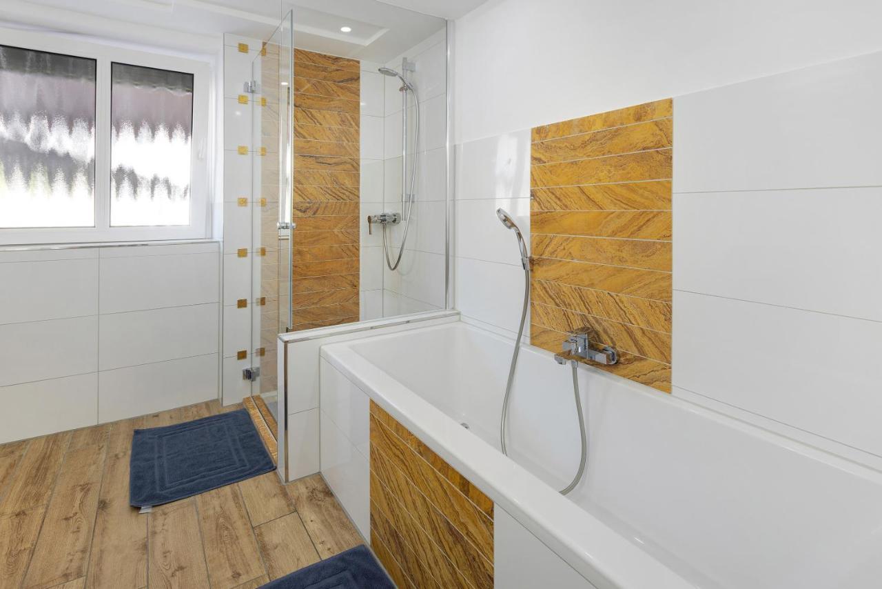 Am Hochrhein Desko Apartment Гайлинген Екстериор снимка